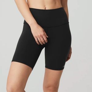 alo 7" High-Waist Biker Short
